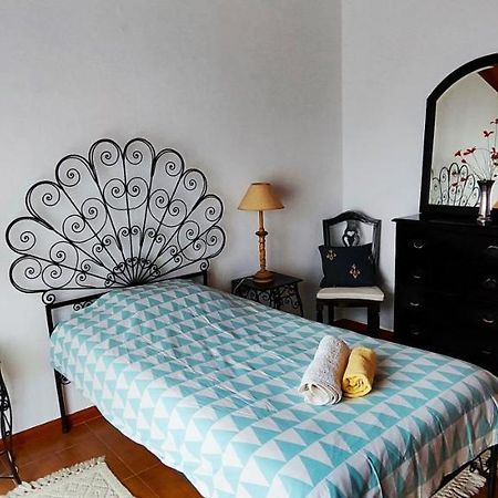 Fountain Of Happiness Hotel Obidos Ngoại thất bức ảnh